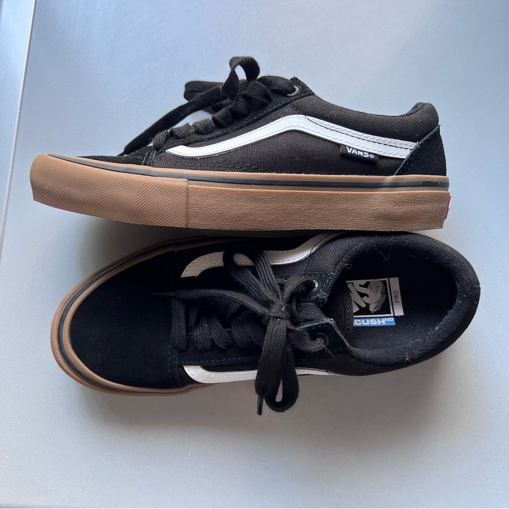 Vans Skate Old Skool Shoe in Black and Gum